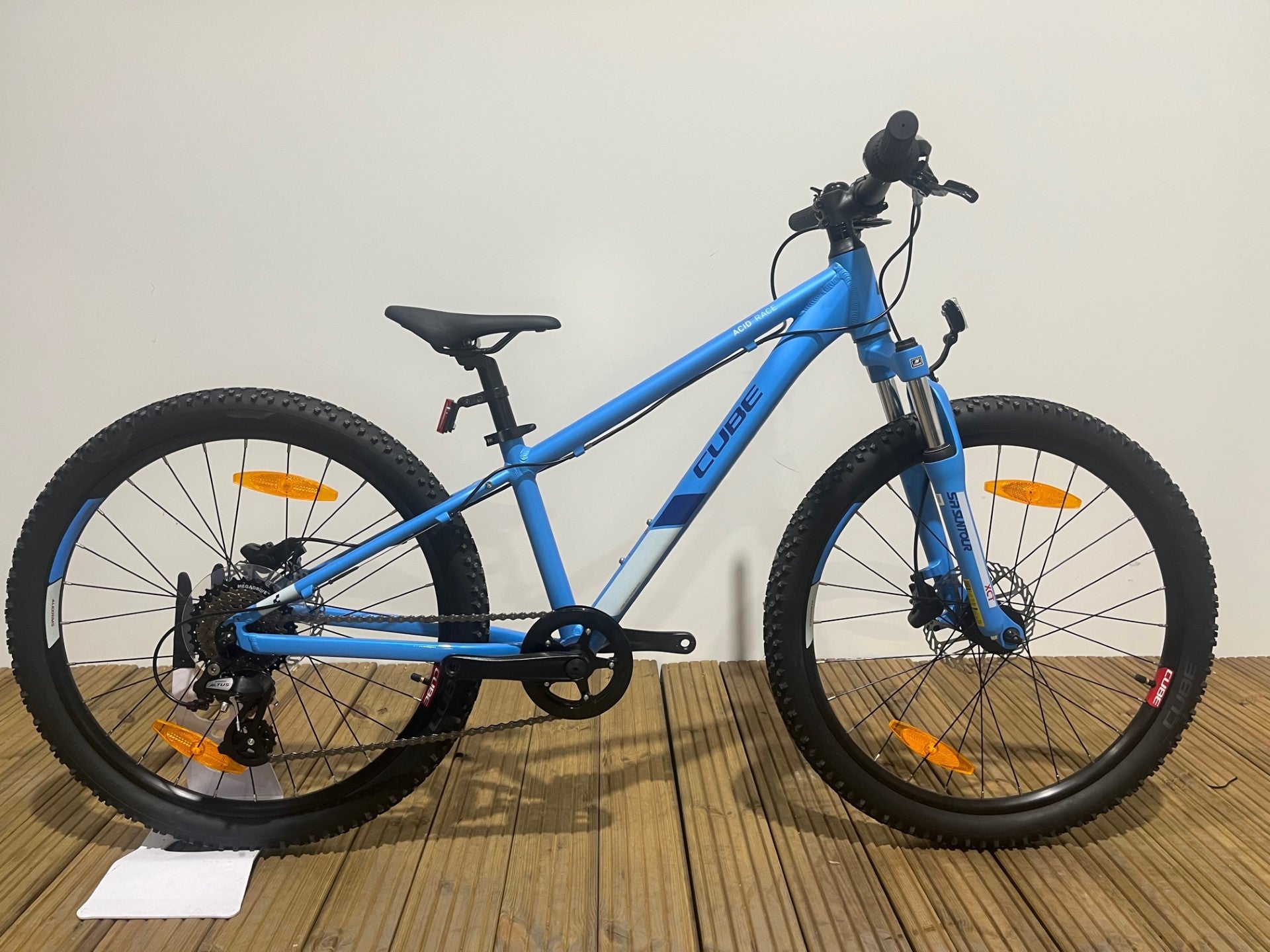 2022 Cube Acid 240 Disc Youth Hardtail Mountain Bike In Blue