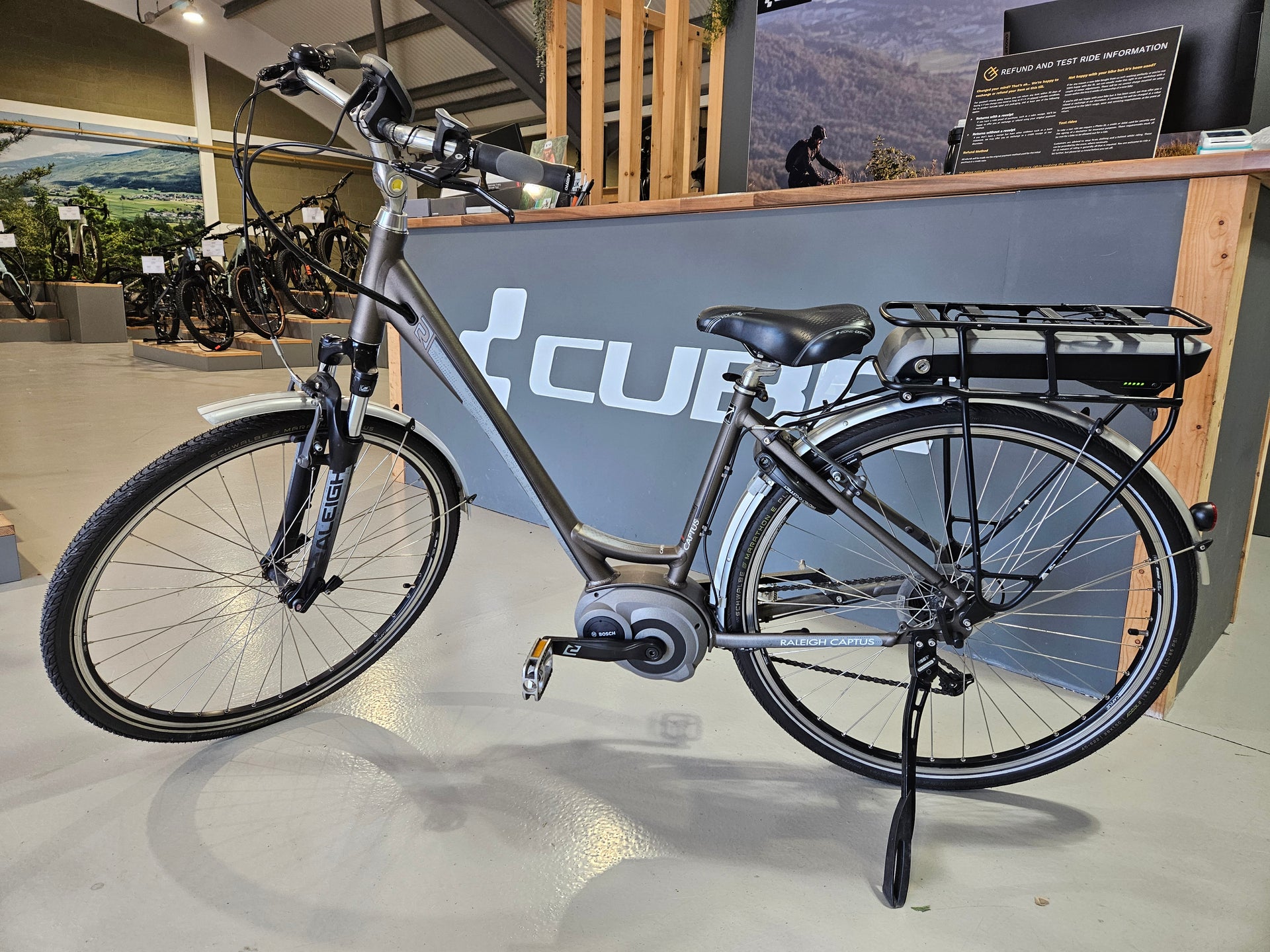 Pre-Owned 2015 Raleigh Captus Electric Bike In Grey Medium 46cm Frame