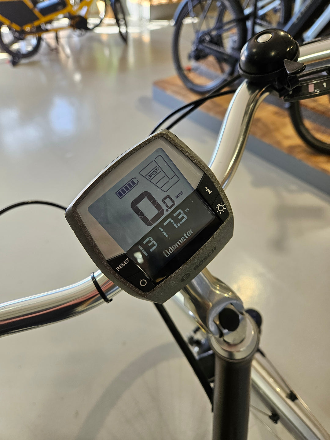 Pre-Owned 2015 Raleigh Captus Electric Bike In Grey Medium 46cm Frame