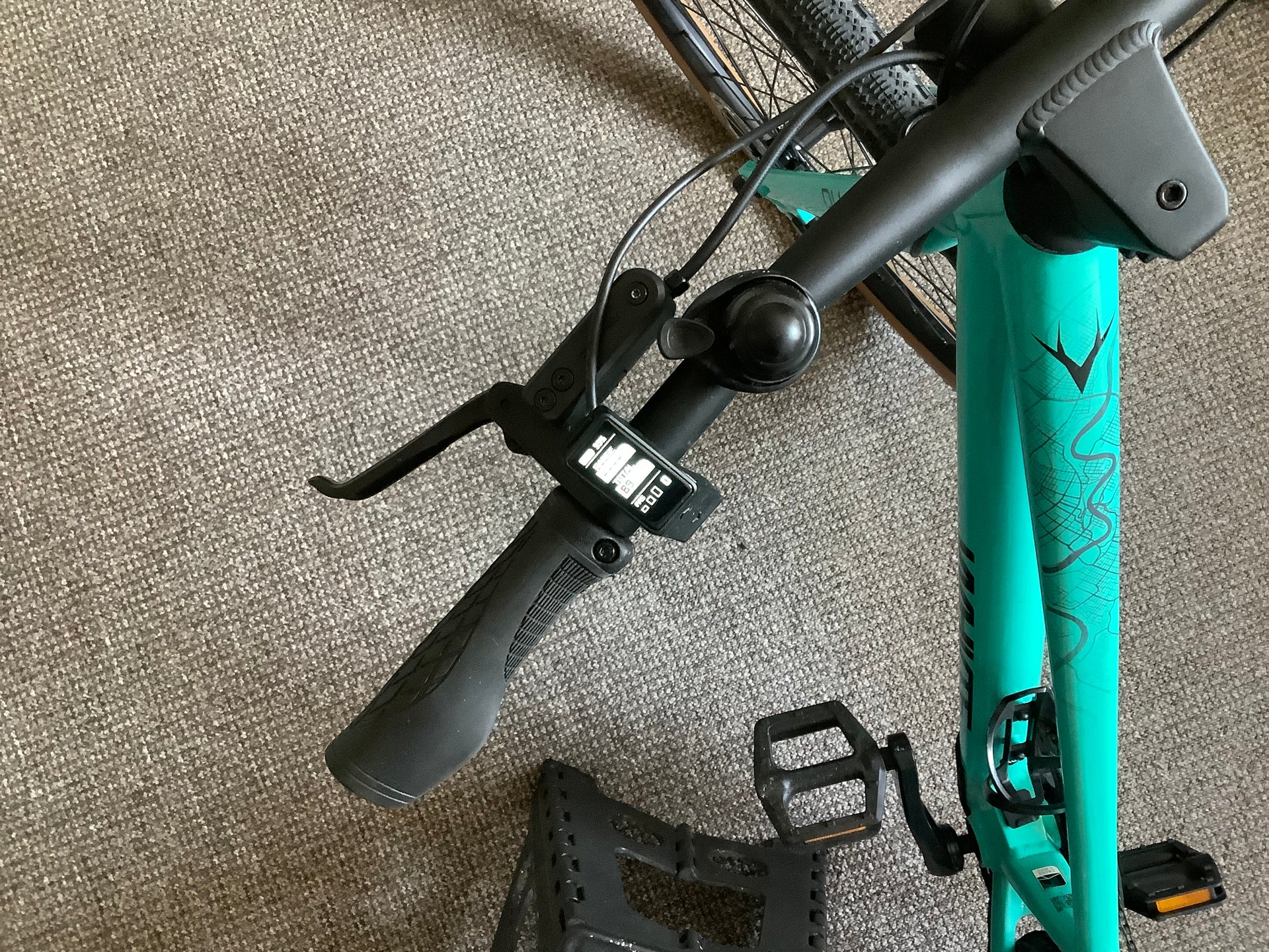 Pre-Owned Whyte RHeO 2 ST V1 Electric Bike Trapeze Frame In Gloss Turquoise X-Small 38cm Frame