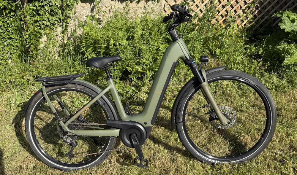 Pre-Owned 2025 Cube Kathmandu Hybrid Pro 800 Electric Bike In Dusty Olive & Gold Small 50cm Frame