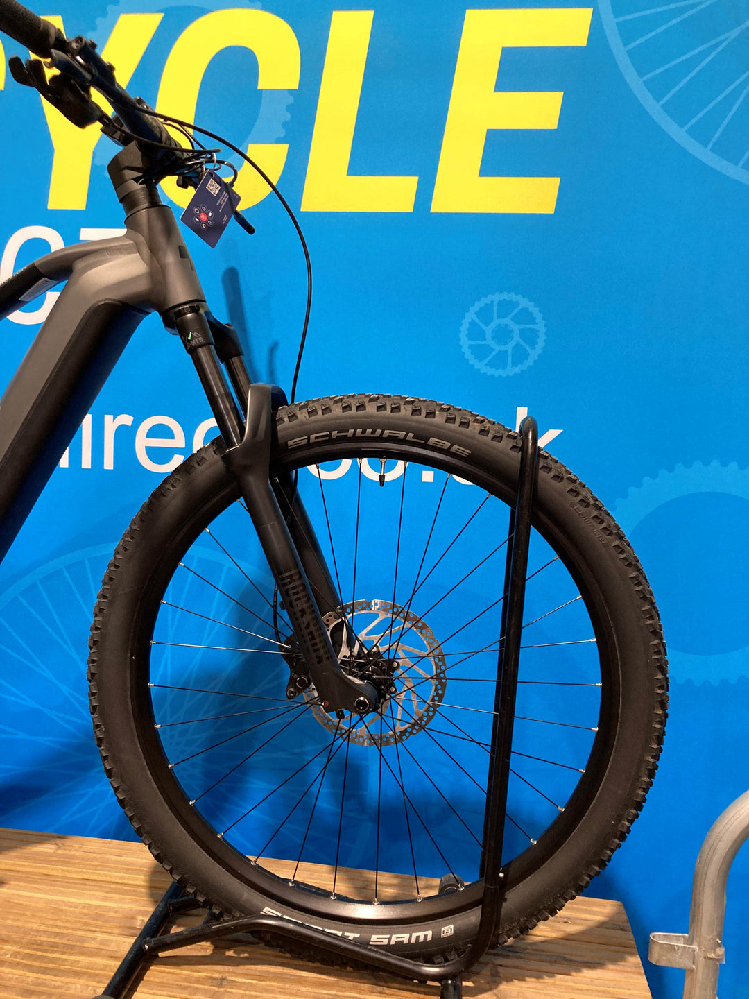 Pre-Owned 2024 Cube Reaction Hybrid Race 750 Electric Hardtail Mountain Bike In Grey Large Frame
