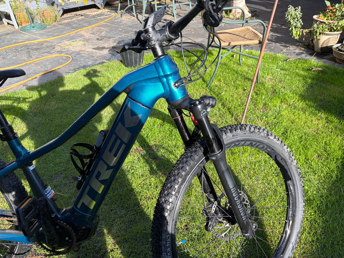 2020 Trek powerfully 7